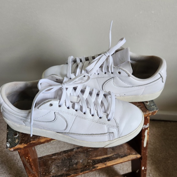 Nike Blazer Low LE Triple White 8.5 - Picture 2 of 12